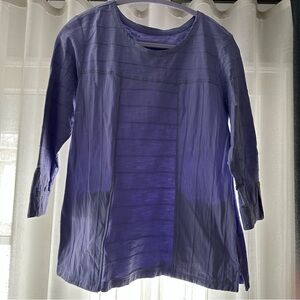 Lilac purple long sleeved top small